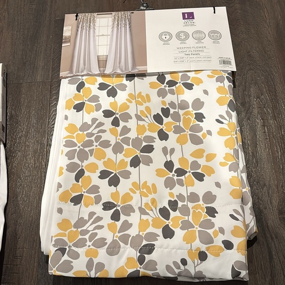 Lush Decor 2 panel set, Weeping Flower, Light Filtering,satin feel curtains